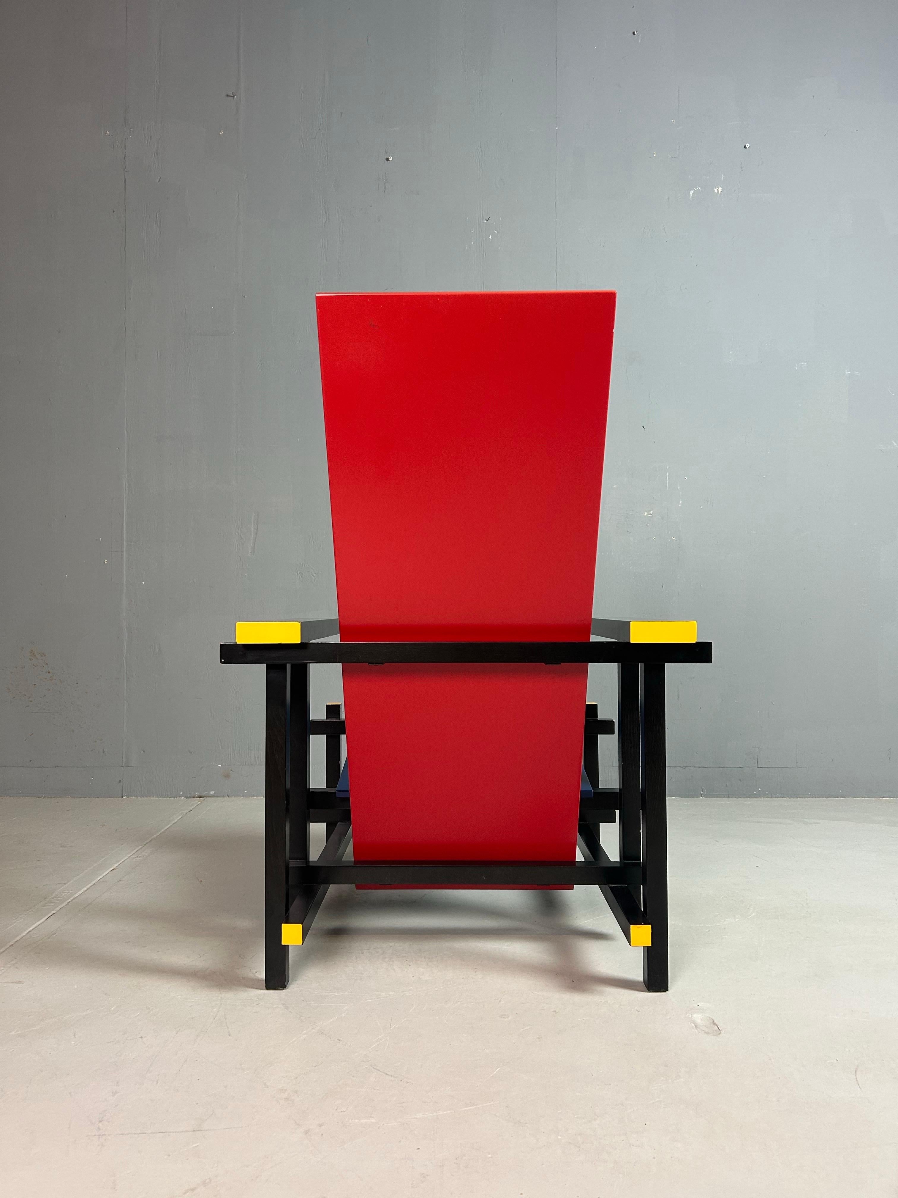 Gerrit Rietveld Red and Blue Chair by Cassina For Sale 1