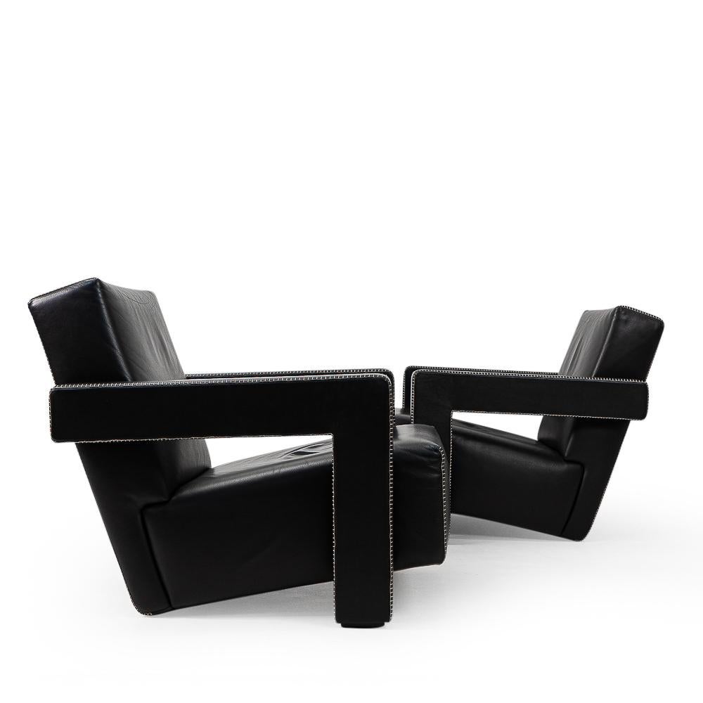 Modernist Design: Gerrit Rietveld Utrecht Armchairs by Cassina, Set of Two In Good Condition In Renens, CH