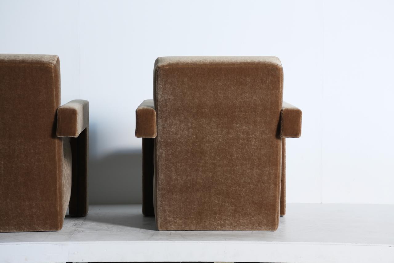 Alpaca Sedie Gerrit Rietveld Utrecht, Cassina, appena rivestite in puro mohair in vendita
