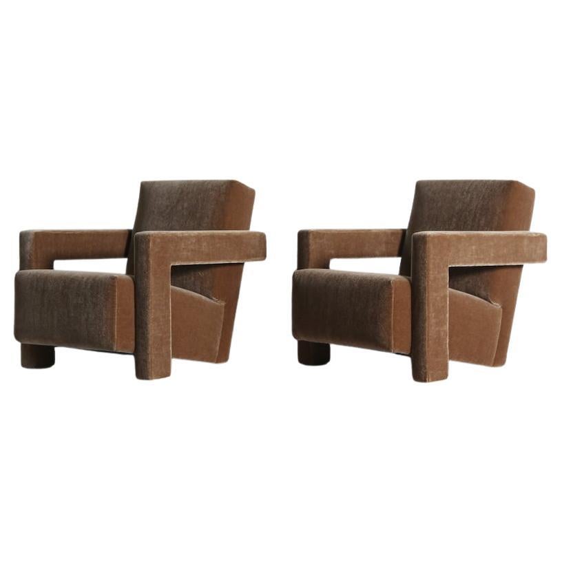 Sedie Gerrit Rietveld Utrecht, Cassina, appena rivestite in puro mohair in vendita