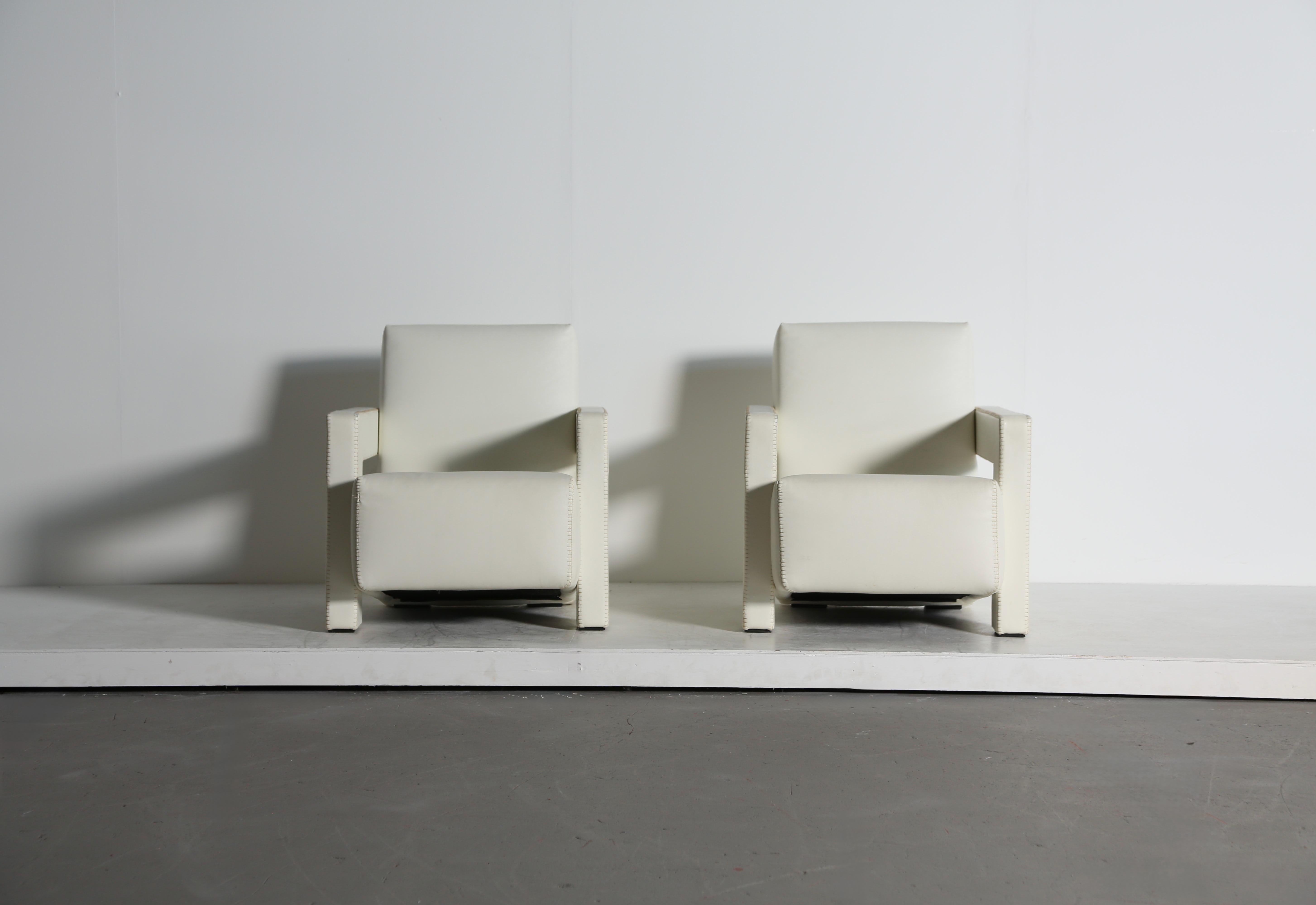 Gerrit Rietveld Utrecht Chairs, Cassina, Original Leather For Sale 7