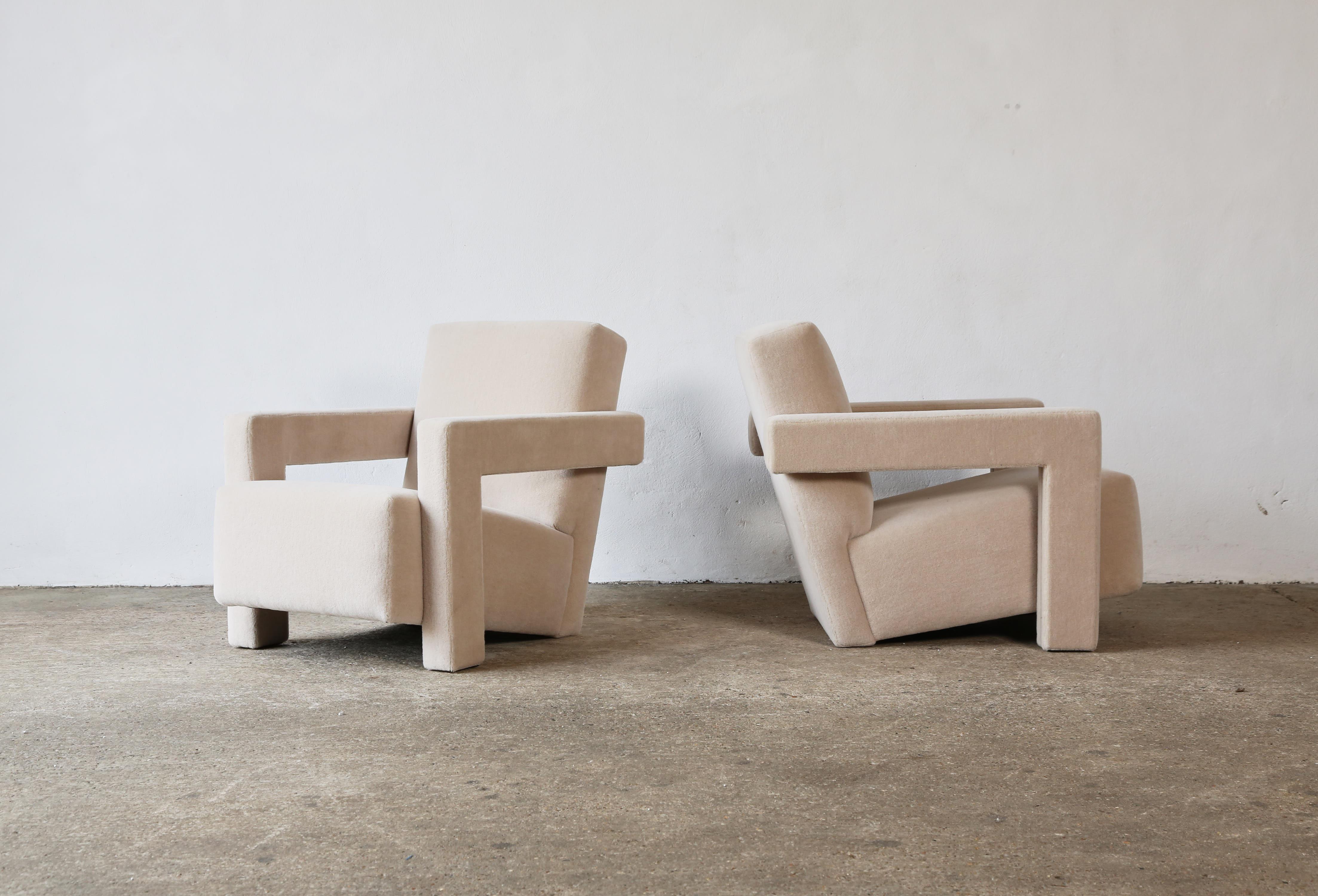 20th Century Gerrit Rietveld XL Utrecht Chairs, Cassina, Newly Upholstered in Pure Alpaca For Sale