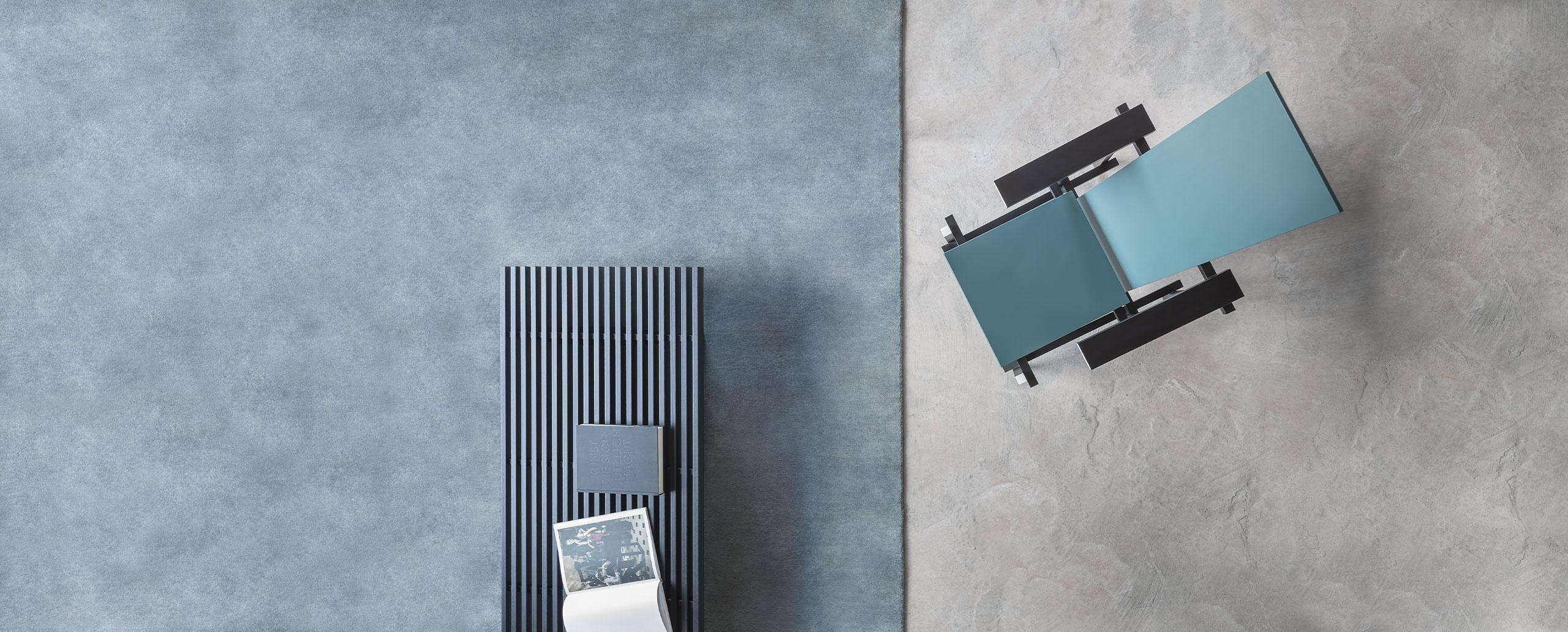 Gerrit Rietveld version Zeilmaker de la chaise noire, rouge et bleue par Cassina Neuf - En vente à Barcelona, Barcelona