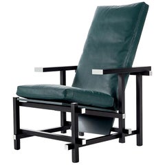 Gerrit Rietveld version Zeilmaker de la chaise noire, rouge et bleue par Cassina