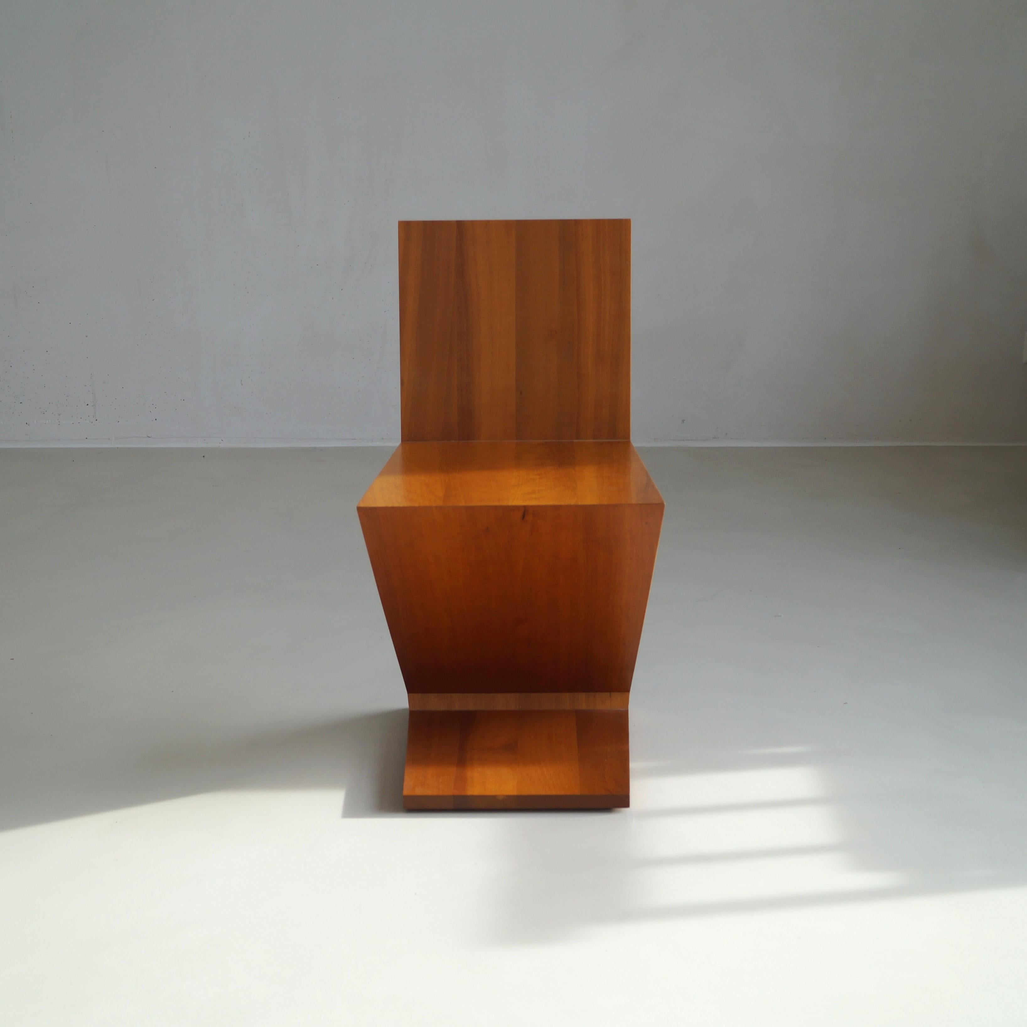 Gerrit Rietveld Zig Zag chair by Cassina, 1990s 5