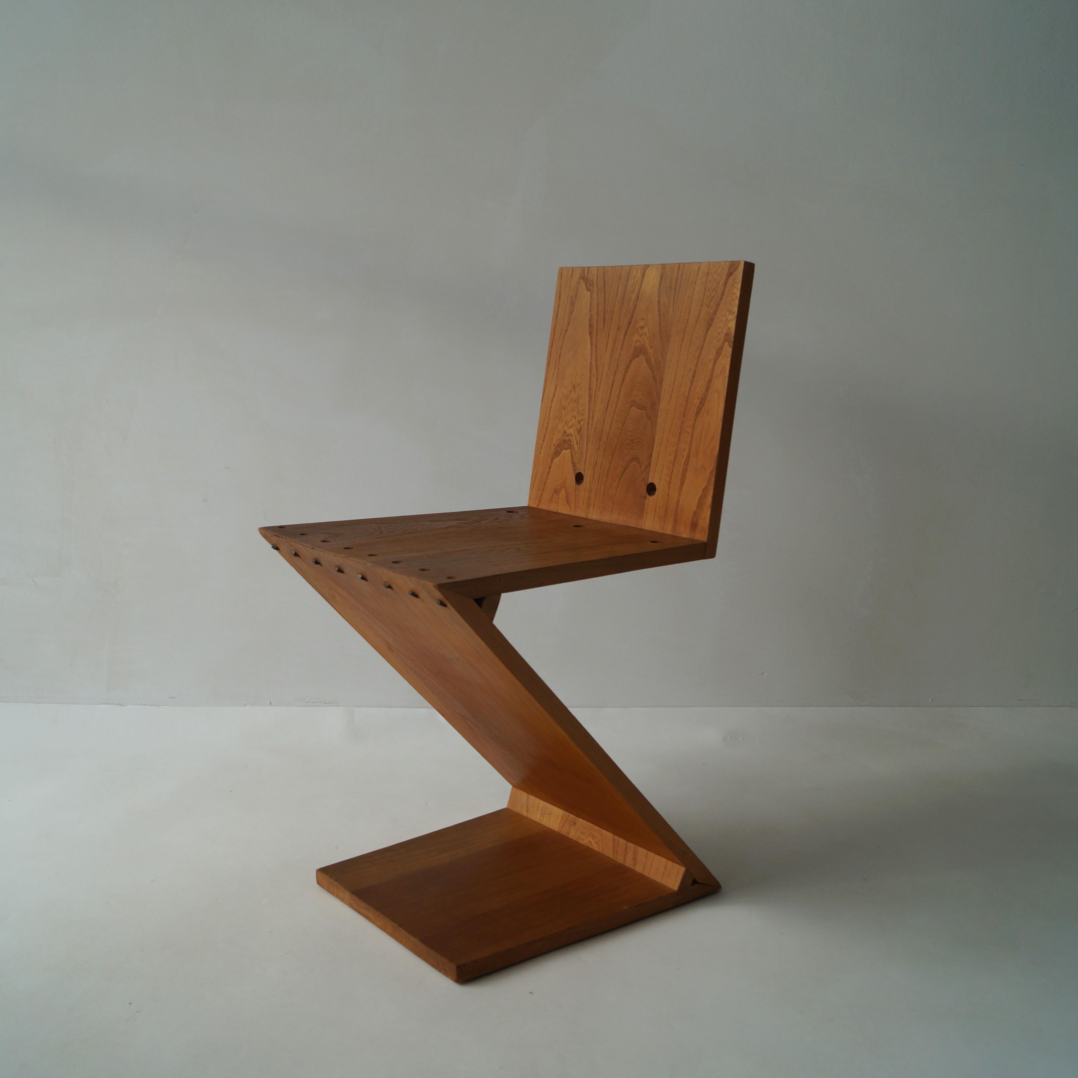 Chaise Gerrit Rietveld Zig Zag par G.A. van de Groenekan, fin des années 1950 8