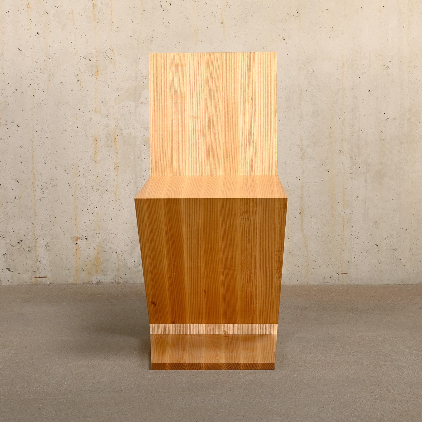 Dutch Gerrit Rietveld Zig Zag Chair is Ash wood