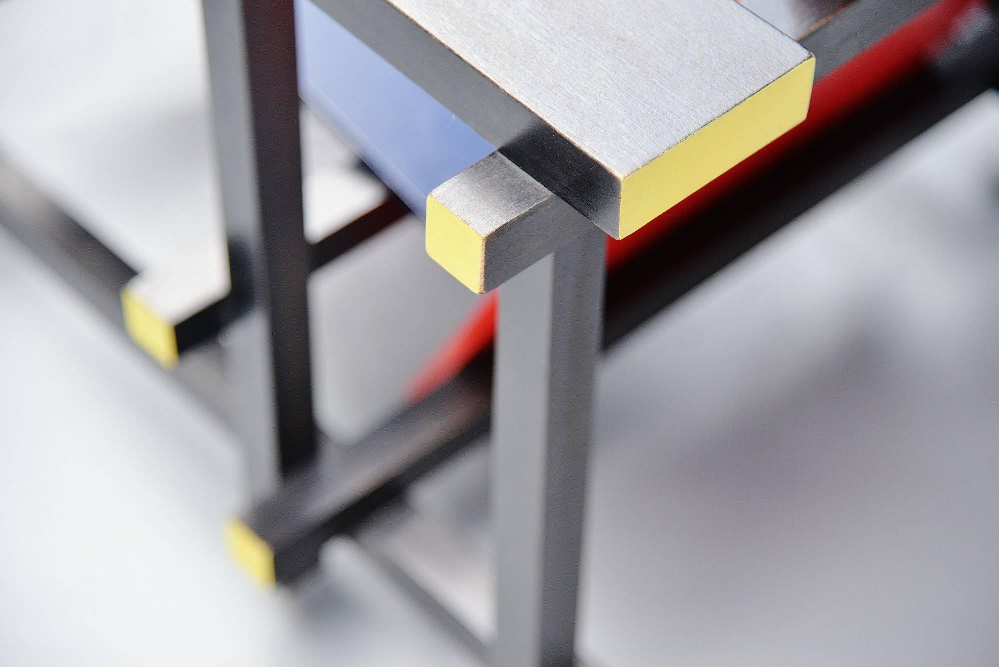 Gerrit Thomas Rietveld Rot-Blauer Stuhl Gerard van de Groenekan:: 1966 (Mitte des 20. Jahrhunderts)