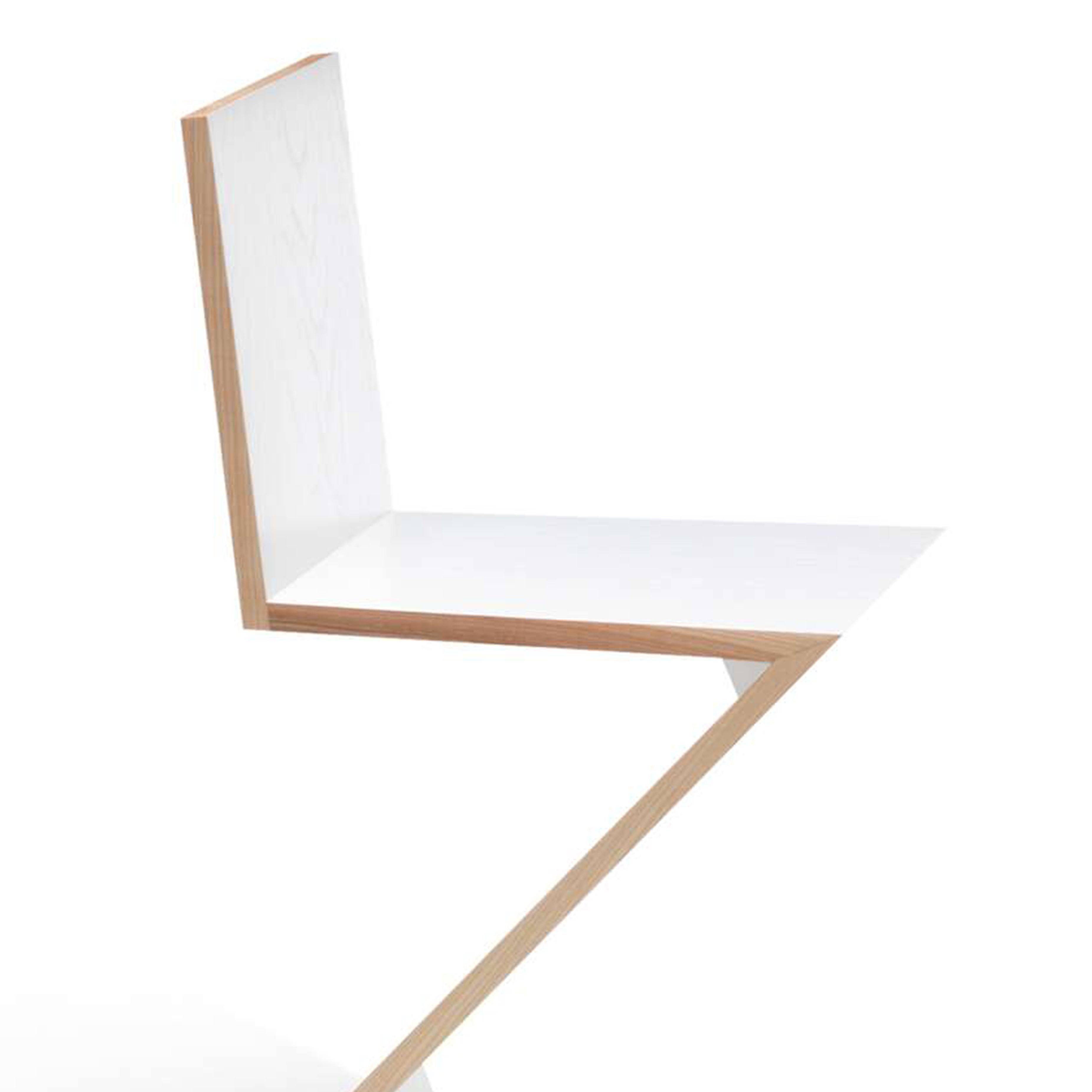 Stuhl, entworfen von Gerrit Thomas Rietveld im Jahr 1934. Neuauflage 1973/ 2011.
Hergestellt von Cassina in Italien.

Dieser von Gerrit Rietveld entworfene Stuhl ist ein frühes Beispiel für eine freitragende Sitzfläche und besteht aus vier