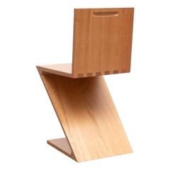 Gerrit Thomas Rietveld: Zig-Zack-Stuhl von Cassina