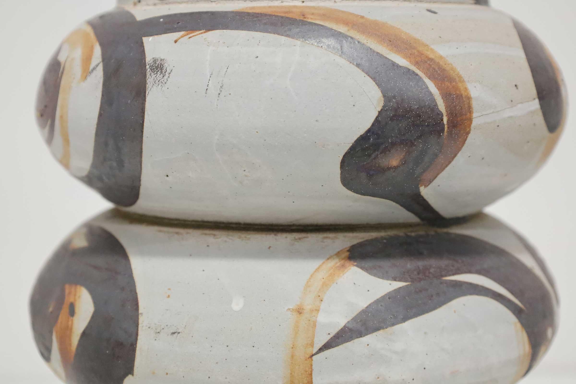XX secolo Gerry Williams (americano/indiano, 1926-2014) Vaso in ceramica in vendita