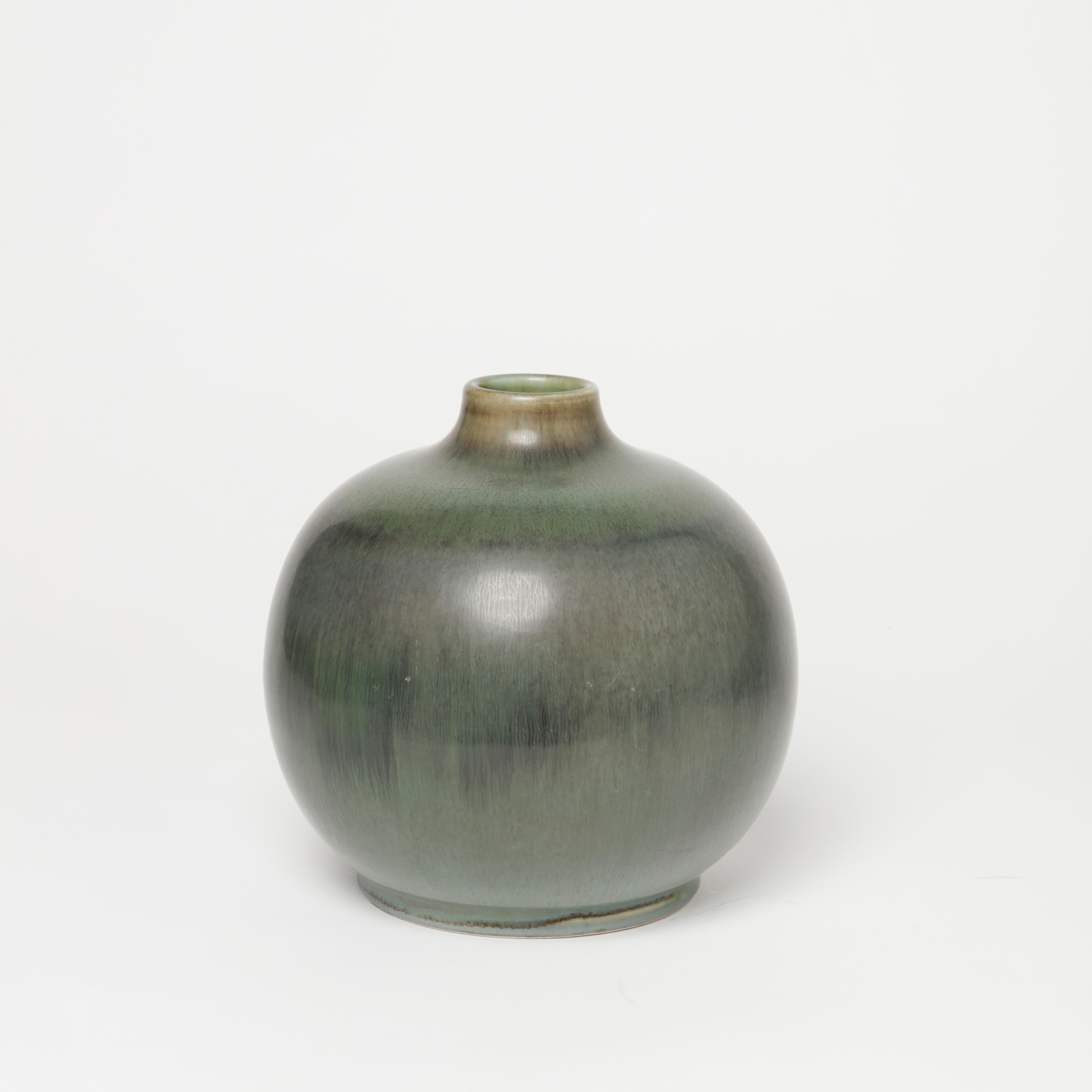 Gertrud Lönegren Stoneware Vase for Rörstrand, 1940s In Good Condition For Sale In Stockholm, SE