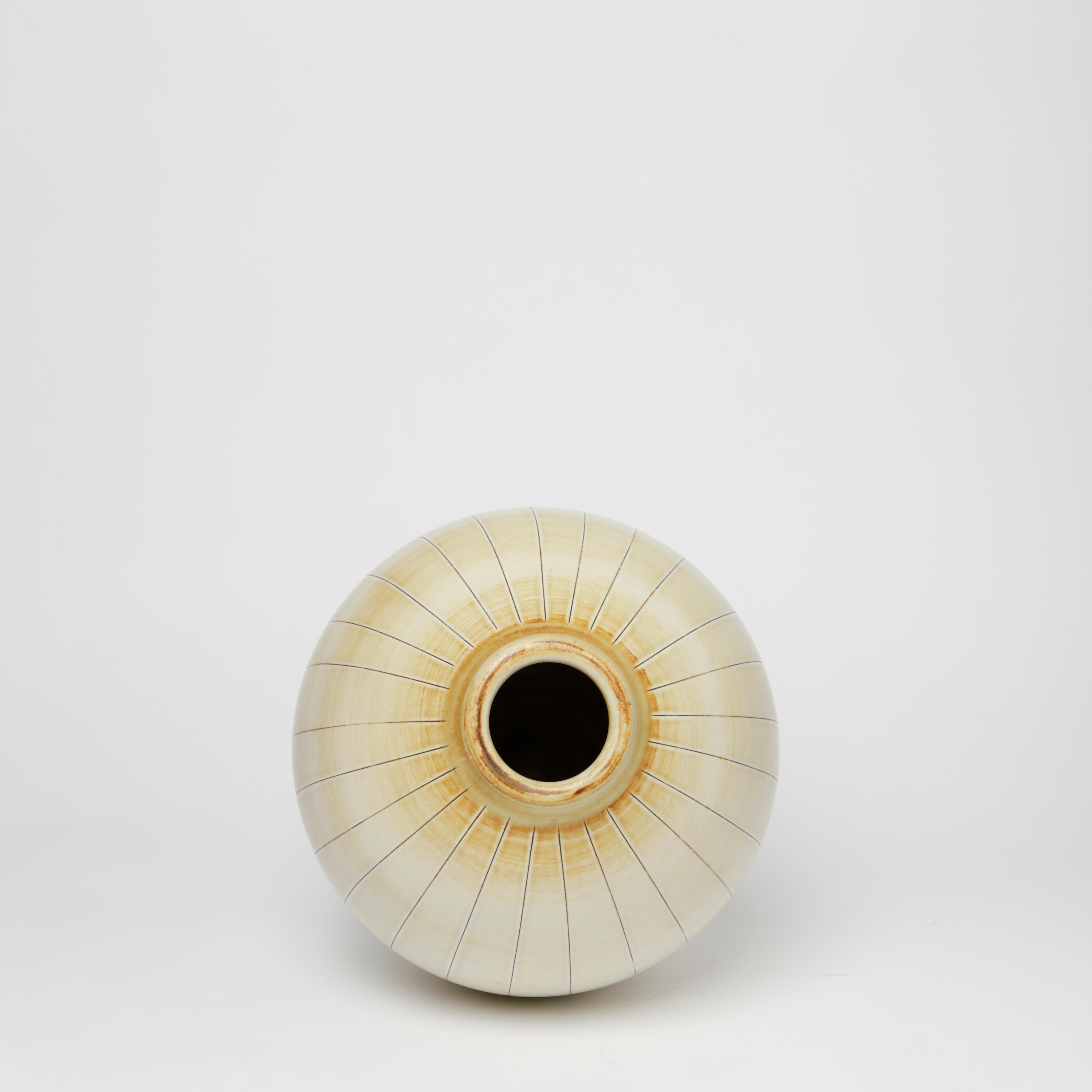 Gertrud Lönegren Stoneware Vase for Rörstrand, 1940s In Excellent Condition For Sale In Stockholm, SE