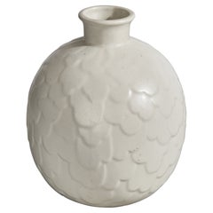 Gertrud Lönegren, Vase, Stoneware, Sweden, 1940s