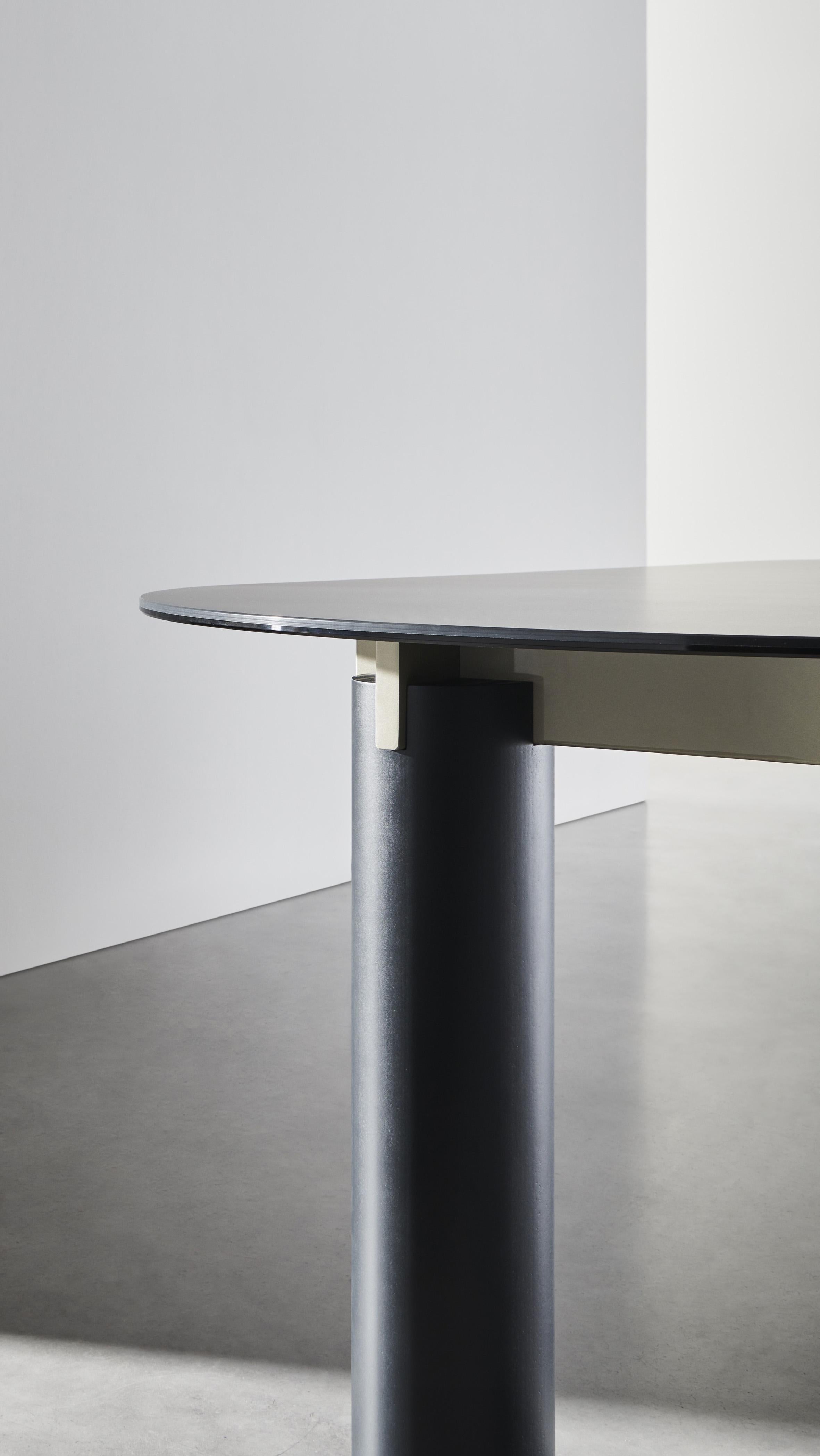 Italian Gervasoni Daen 33 Oval Table by Federico Peri For Sale