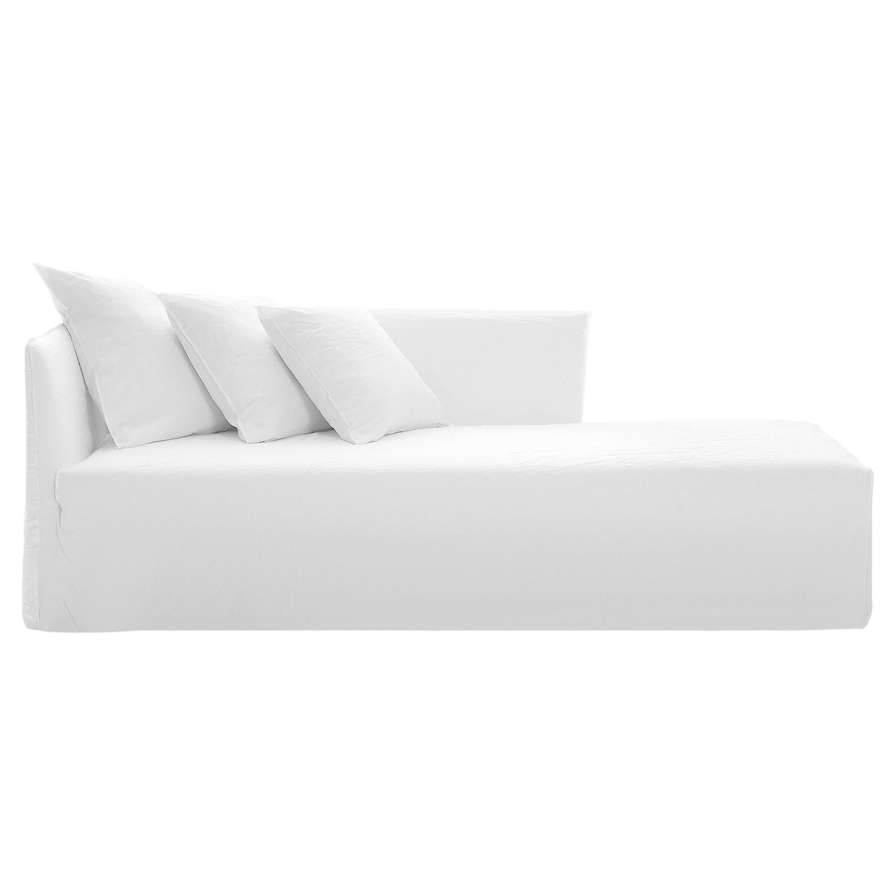 Gervasoni Ghost 20 L Modular Dormeuse in White Linen Upholstery by Paola Navone For Sale
