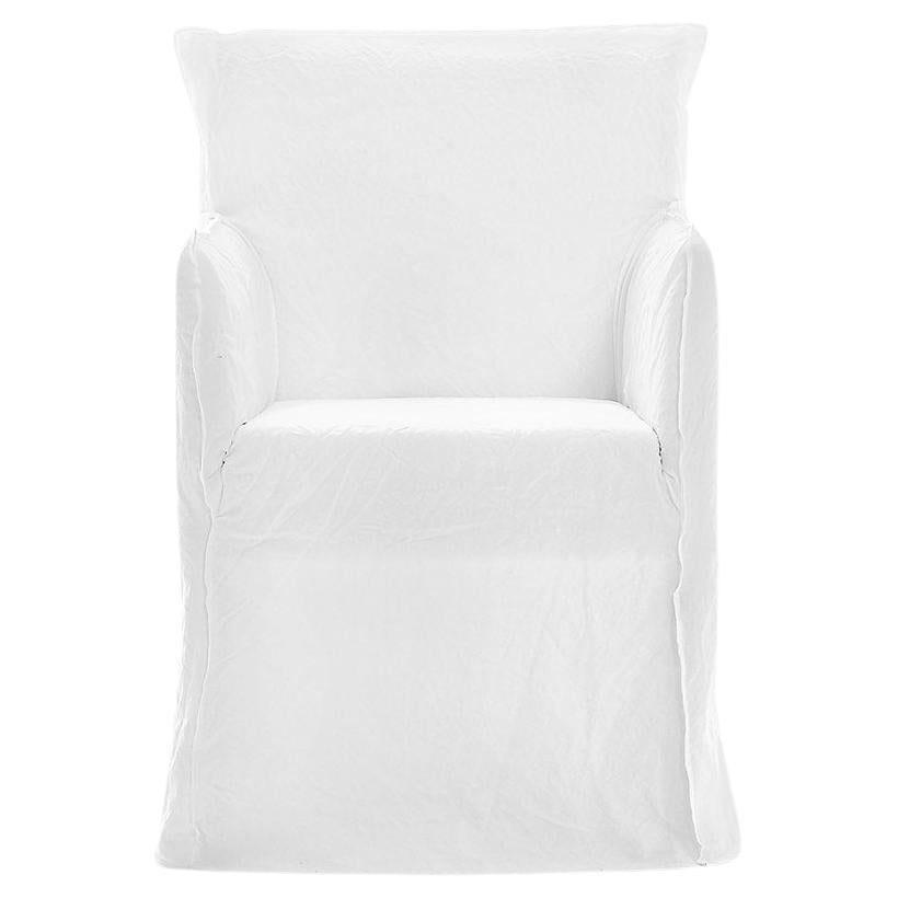 Gervasoni Ghost 25 Armchair in White Linen Upholstery by Paola Navone For Sale