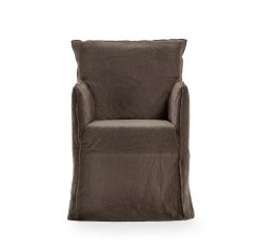 Gervasoni Ghost 25 - Silla tapizada con reposabrazos - Moca