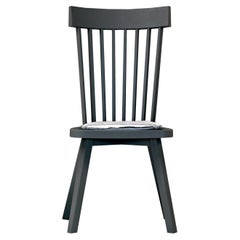 Gervasoni Grauer 21 Stuhl in Grau lackierter Eiche und Berlin-Kissen von Paola Navone, Grau