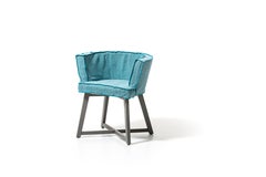 Poltrona Gervasoni Gray 26 con gambe in Oak grigio e tappezzeria blu di Paola Navone