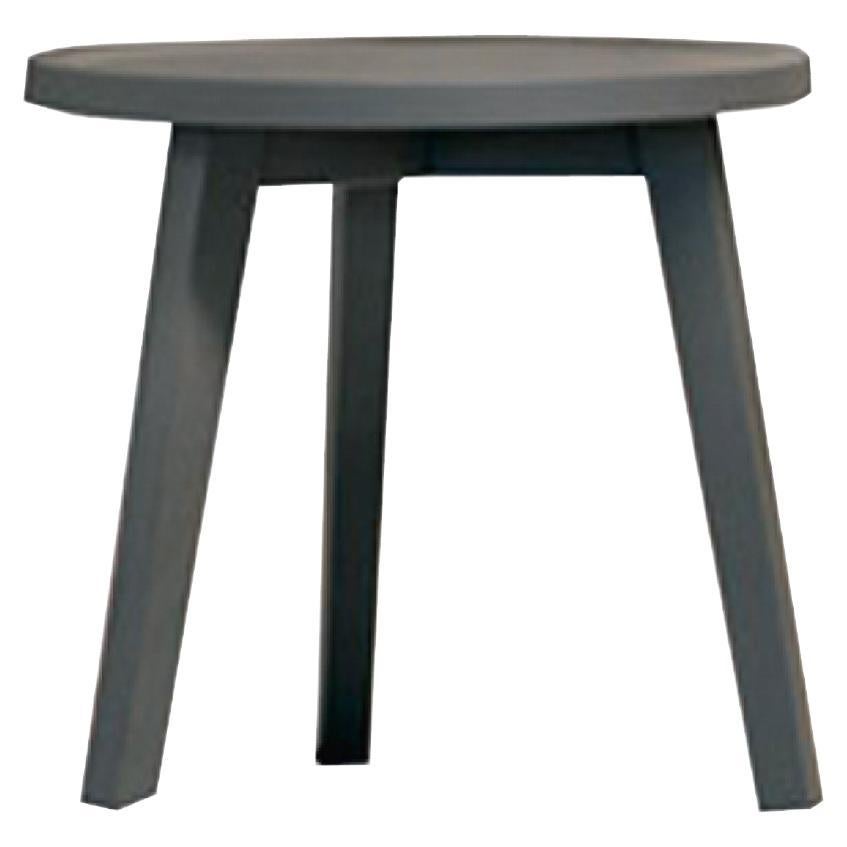 Gervasoni table d'appoint grise 42 en chêne laqué gris par Paola Navone