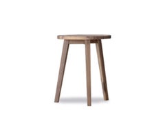 Gervasoni table d'appoint grise 44 en noyer américain laqué naturel par Paola Navone