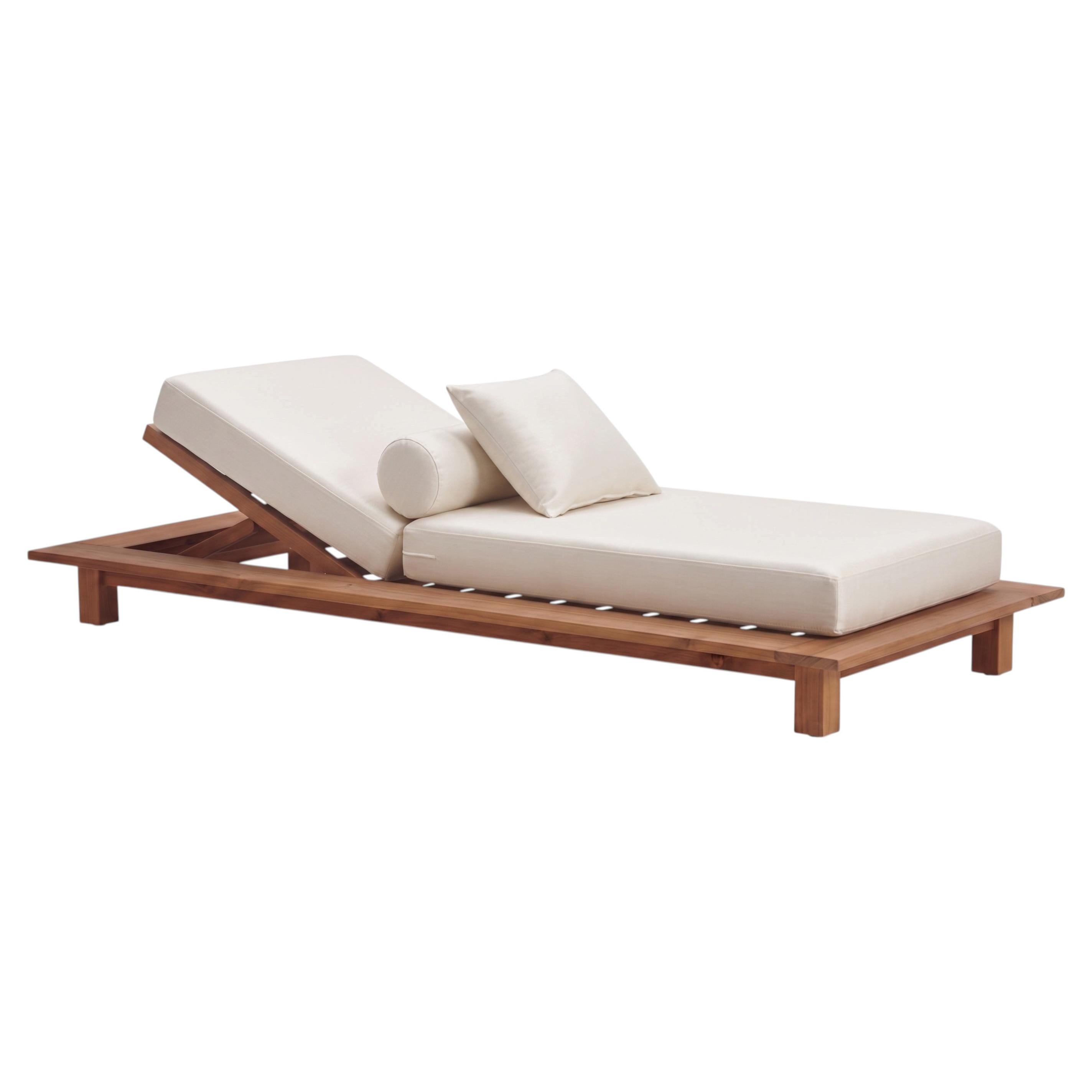 Gervasoni Inout 81 Daybed - Paola Navone - Natural Teak with Reclinable Backrest