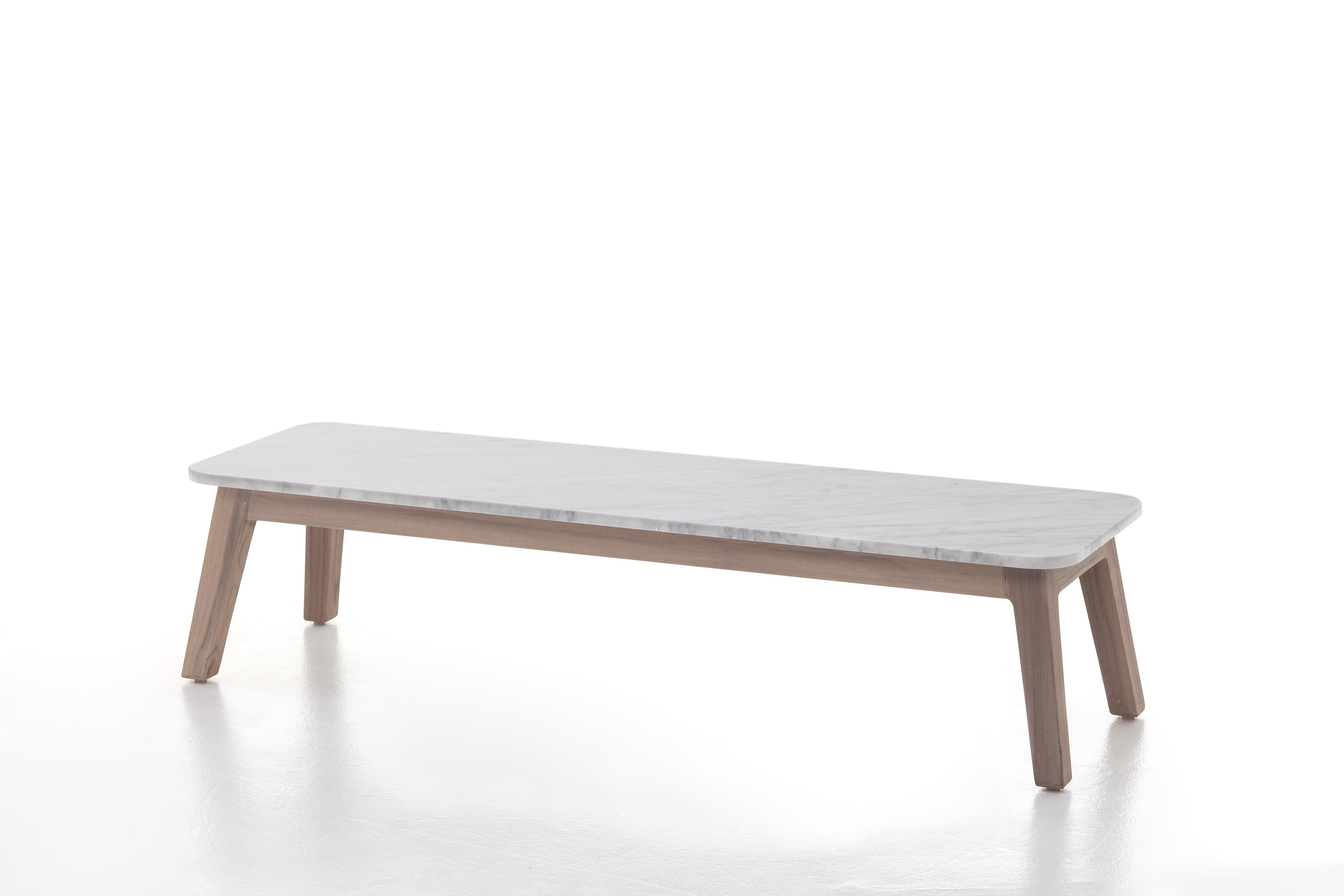 Table basse Gervasoni Inout 867 avec plateau en marbre de Carrare blanc et cadre en teck lavé Neuf - En vente à Brooklyn, NY