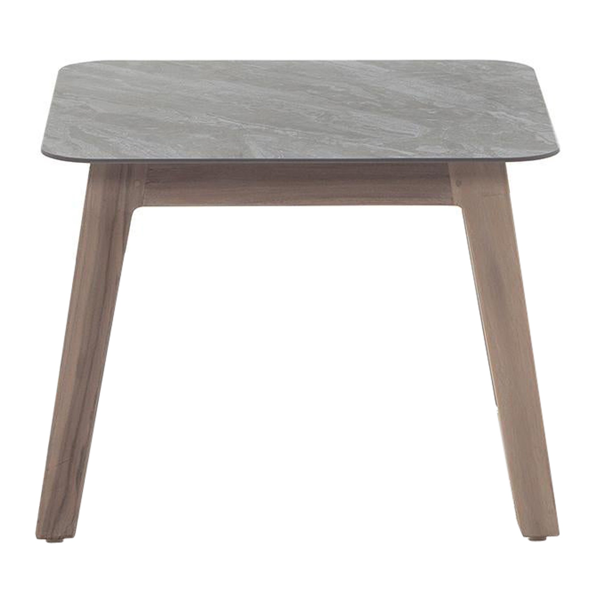 Mesa baja Gervasoni Inout 868 con tapa de gres porcelánico gris y teca lavada