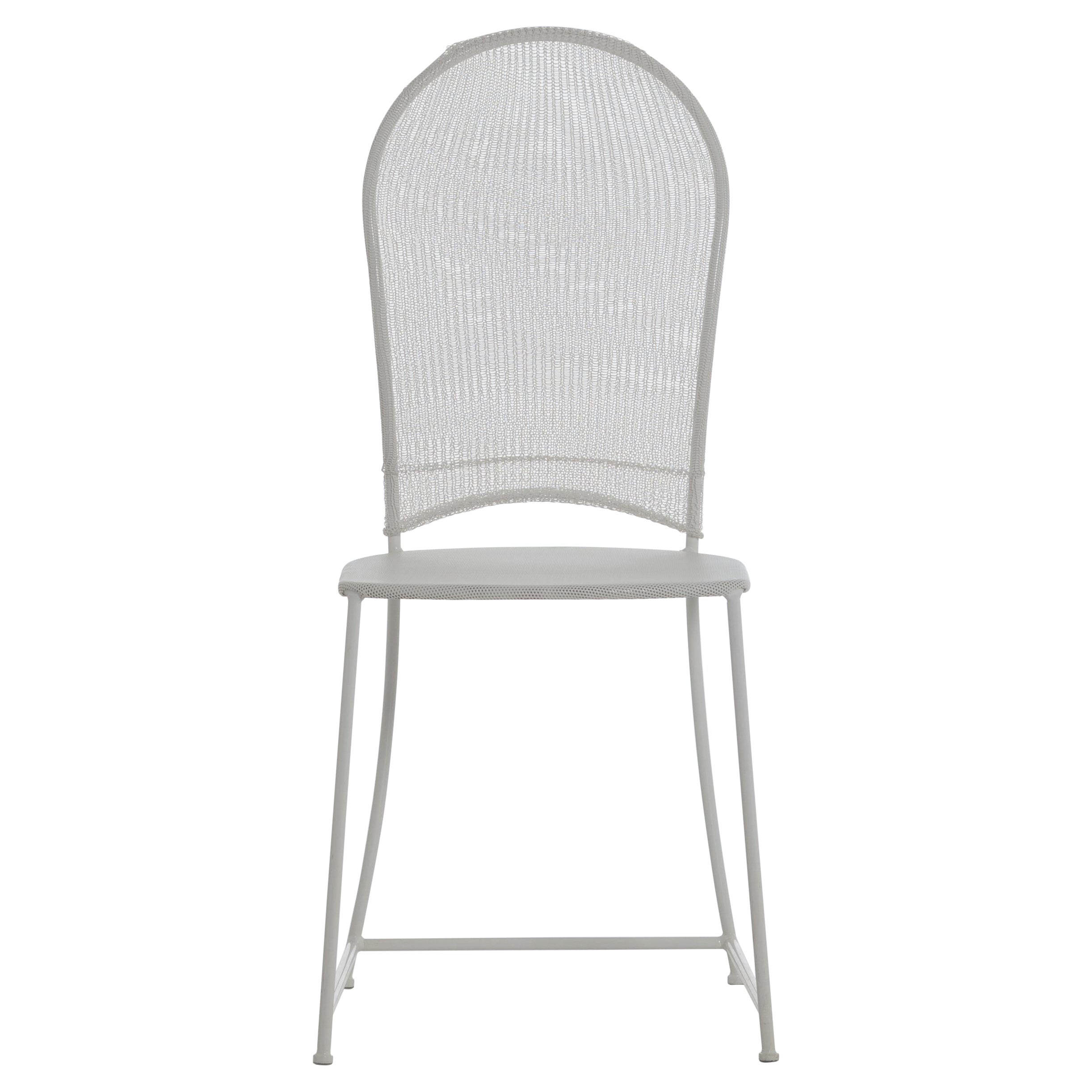 Silla Gervasoni Inout 873 de acero lacado en blanco con respaldo de malla de PVC