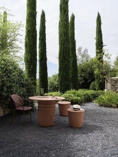 Gervasoni Kasane 19 Pouf - design Nendo - Clay-finished surface - Terracotta