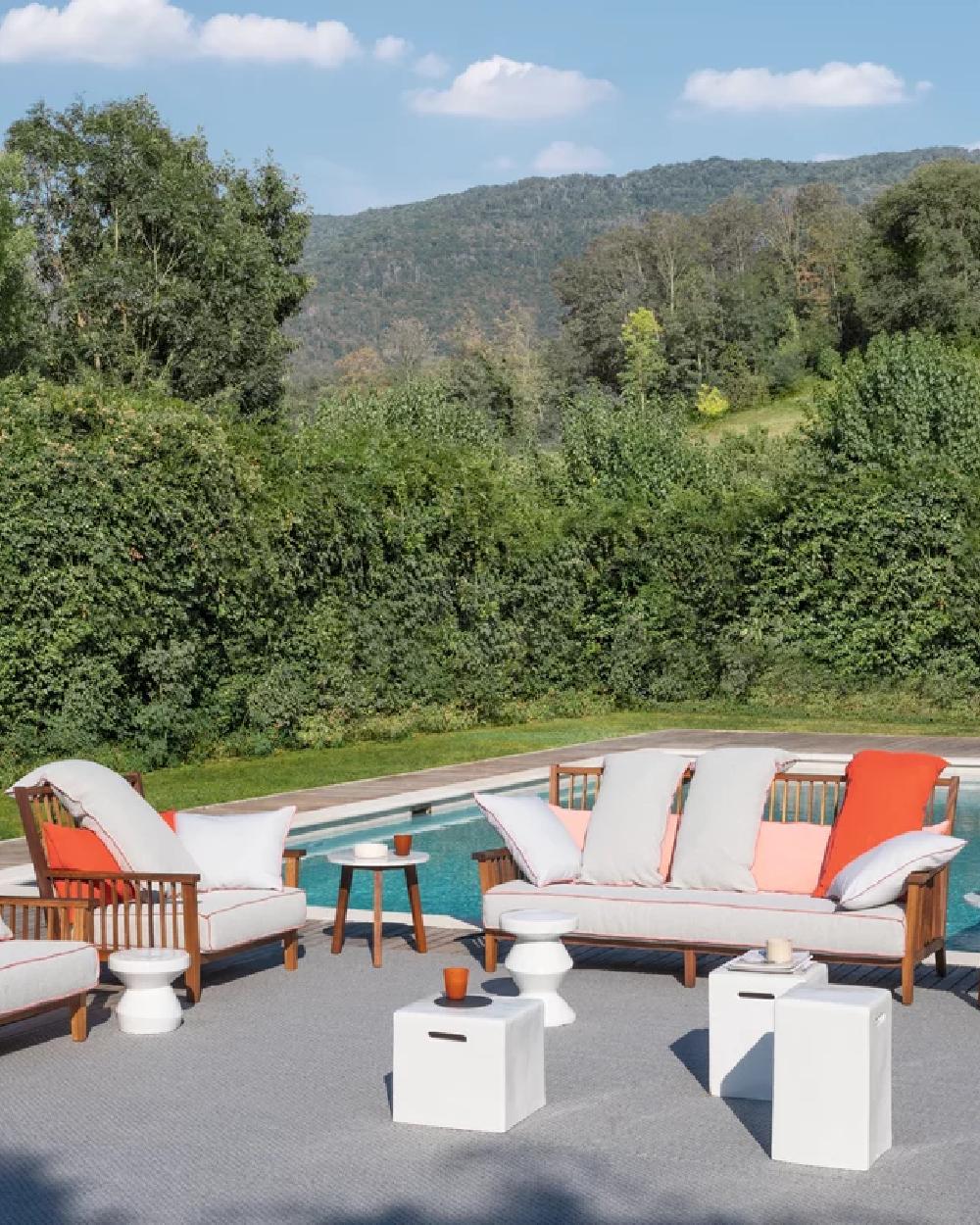 Gervasoni grande table d'appoint Inout 43 en céramique blanche par Paola Navone en vente 1