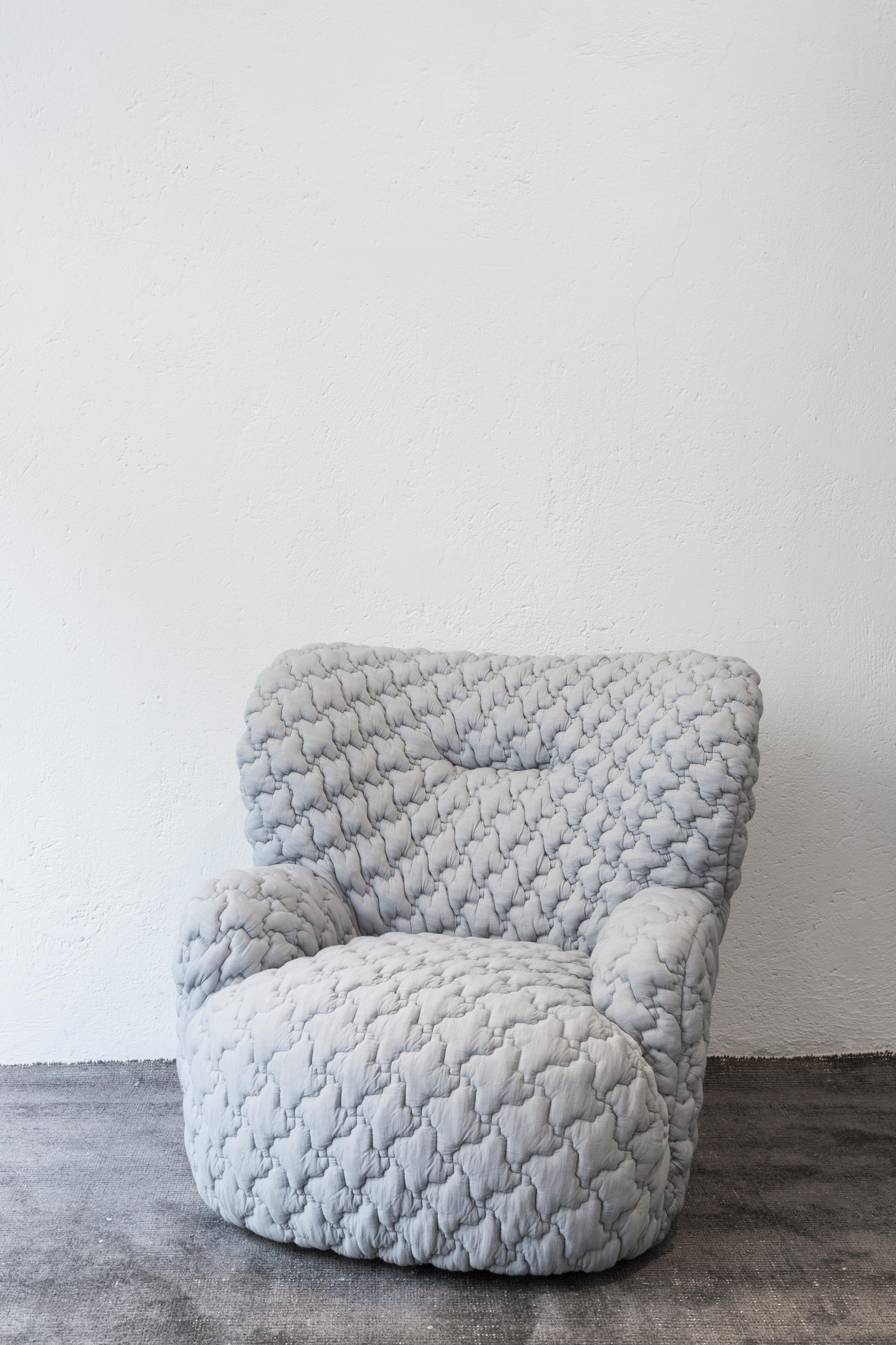 italien Gervasoni Loll 09 Fauteuil pivotant en E - tapisserie d'ameublement gris 3D par Paola Navone en vente