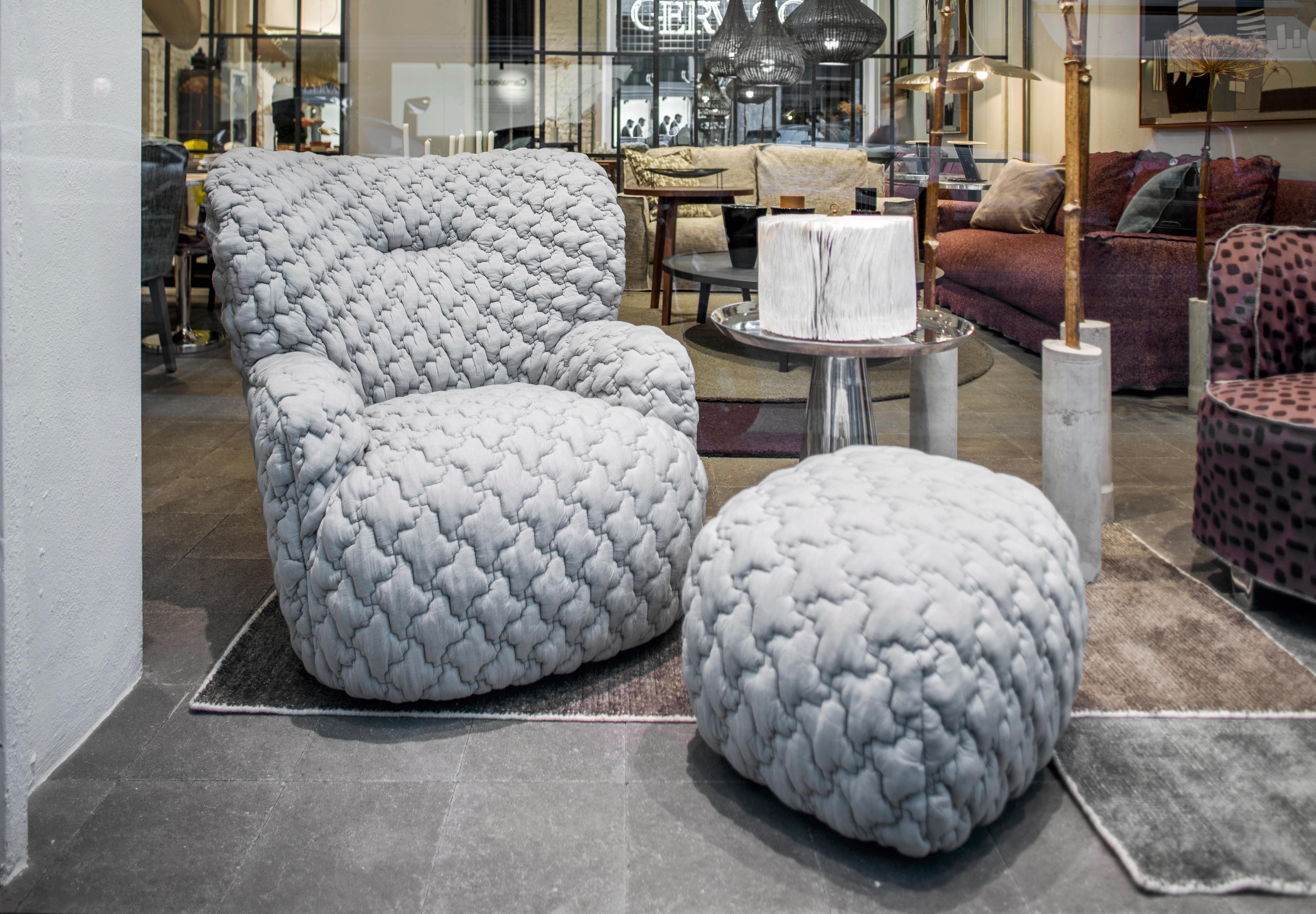 Gervasoni Loll 09 Swivel Armchair in E - 3D Gray Upholstery by Paola Navone In New Condition For Sale In Brooklyn, NY