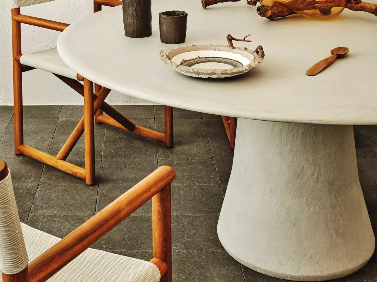 Italian Gervasoni MAE 39 Round Table by Marco Acerbis For Sale