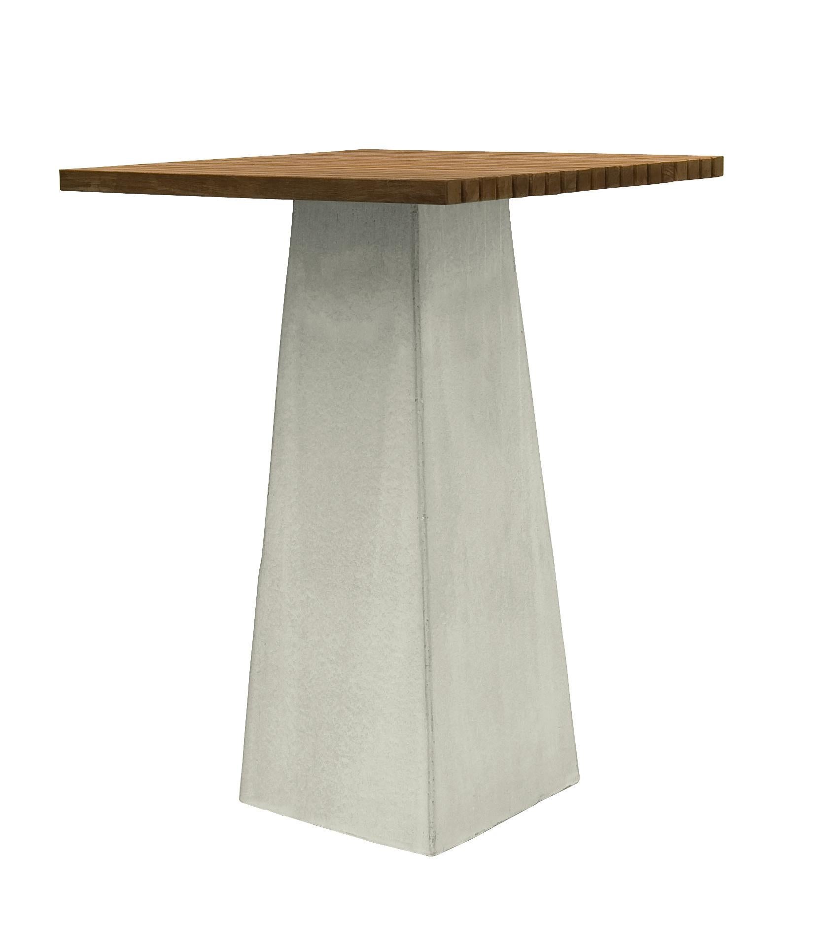 Table Gervasoni de taille moyenne avec plateau en ardoise de teck naturel et base en céramique blanche