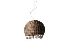 Lampada a sospensione Gervasoni Small Croco in rattan coccodrillo di Paola Navone