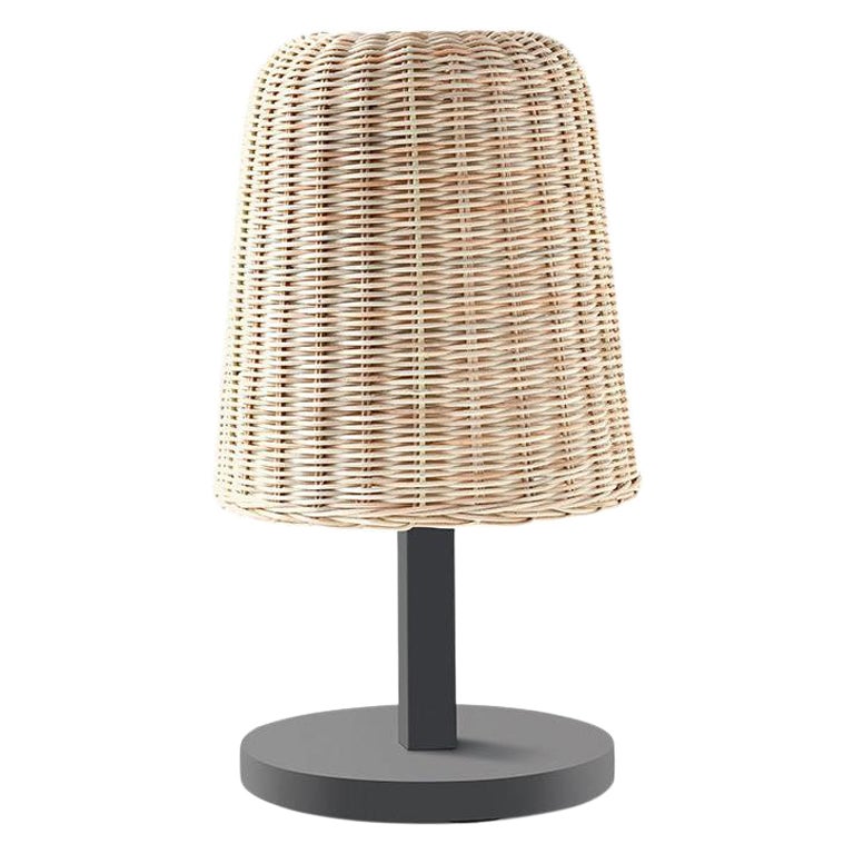 Lámpara de mesa Gervasoni en lacado negro con pantalla de núcleo de ratán by Paola Navone