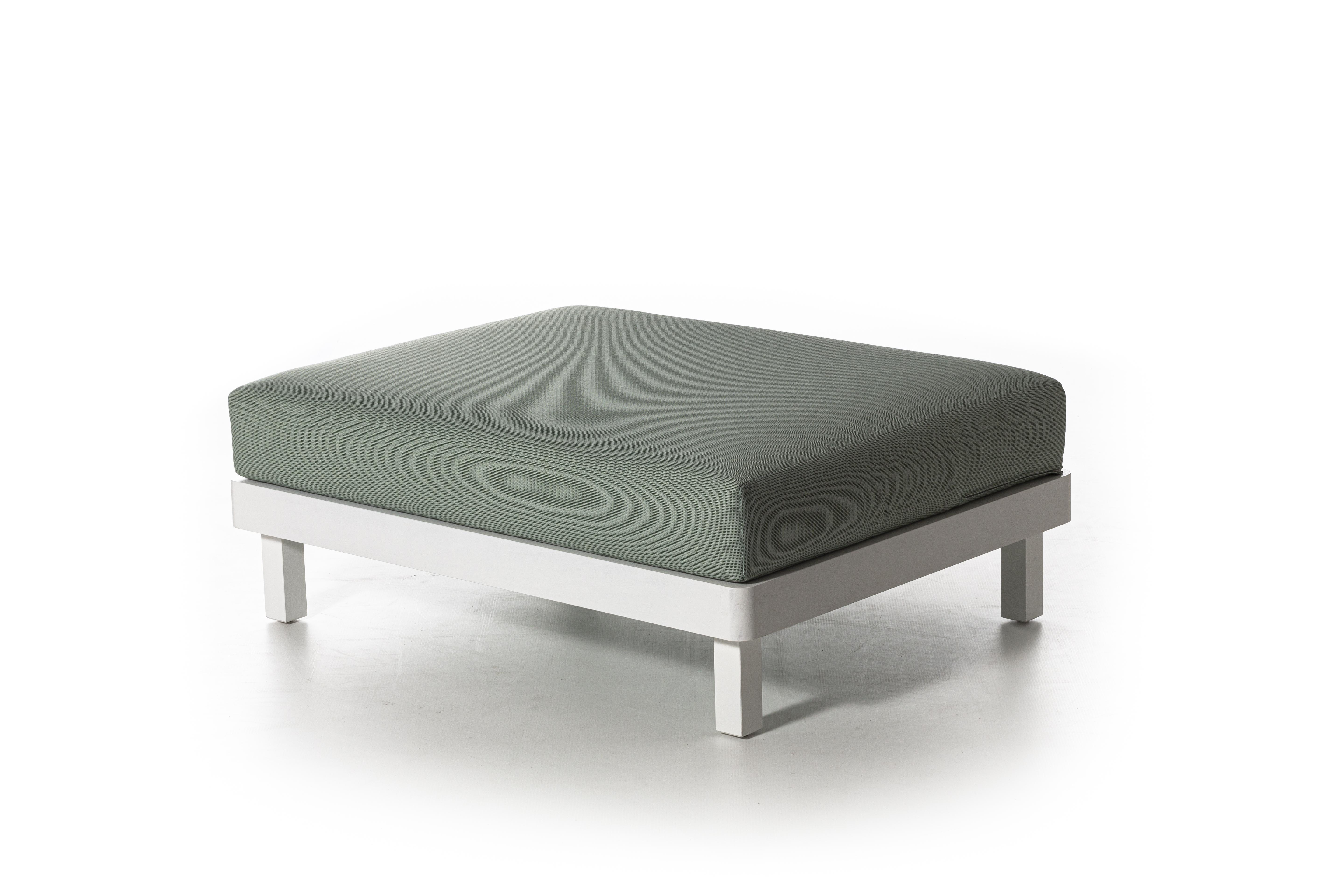 
The WIN 08 pouf has a rectangular shape and is characterised by a white or grey painted aluminium structure on which a soft cushion with removable upholstery is placed.

Pouf in white or gray lacquered aluminum. Cushion with removable