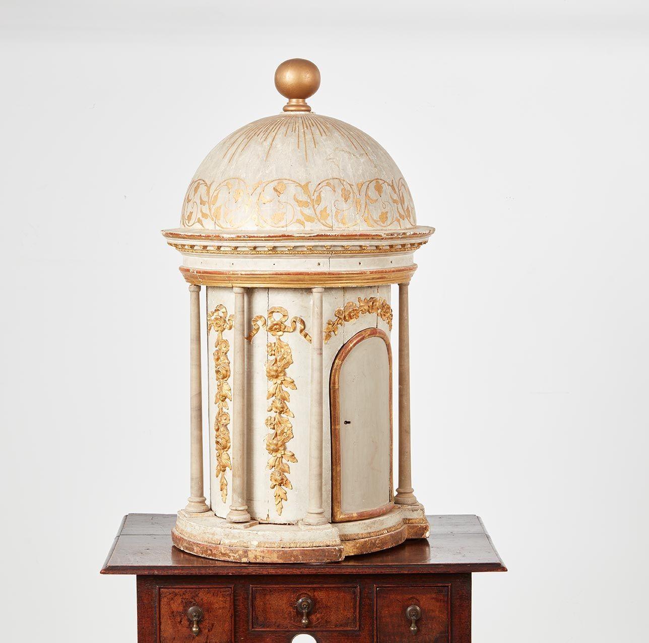 Gesso and Gilt Domed 18th c. Architectural Model In Good Condition For Sale In Greenwich, CT