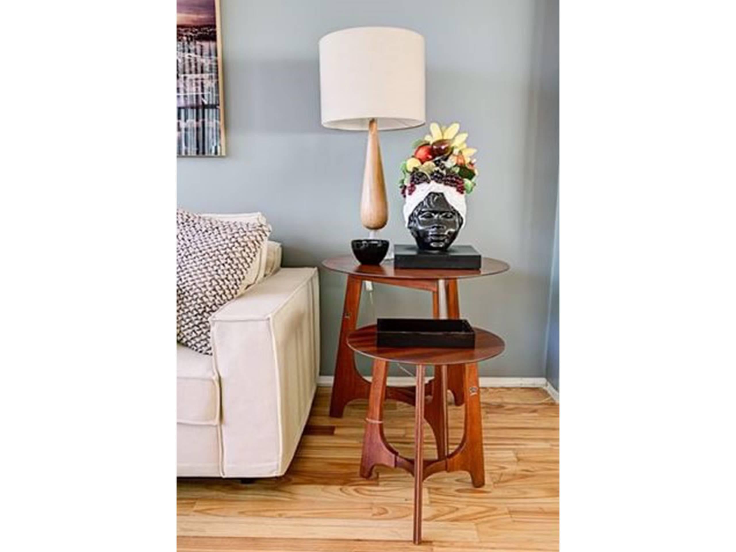 Gesto Brazilian Contemporary Wood Small Side Table by Lattoog In New Condition In Sao Paolo, BR