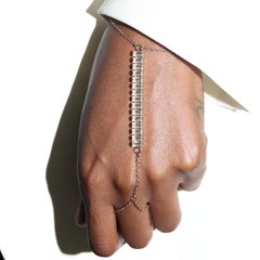 Gesture 14K Gold-Filled Crystal Bar Handkette mit Finger Loop