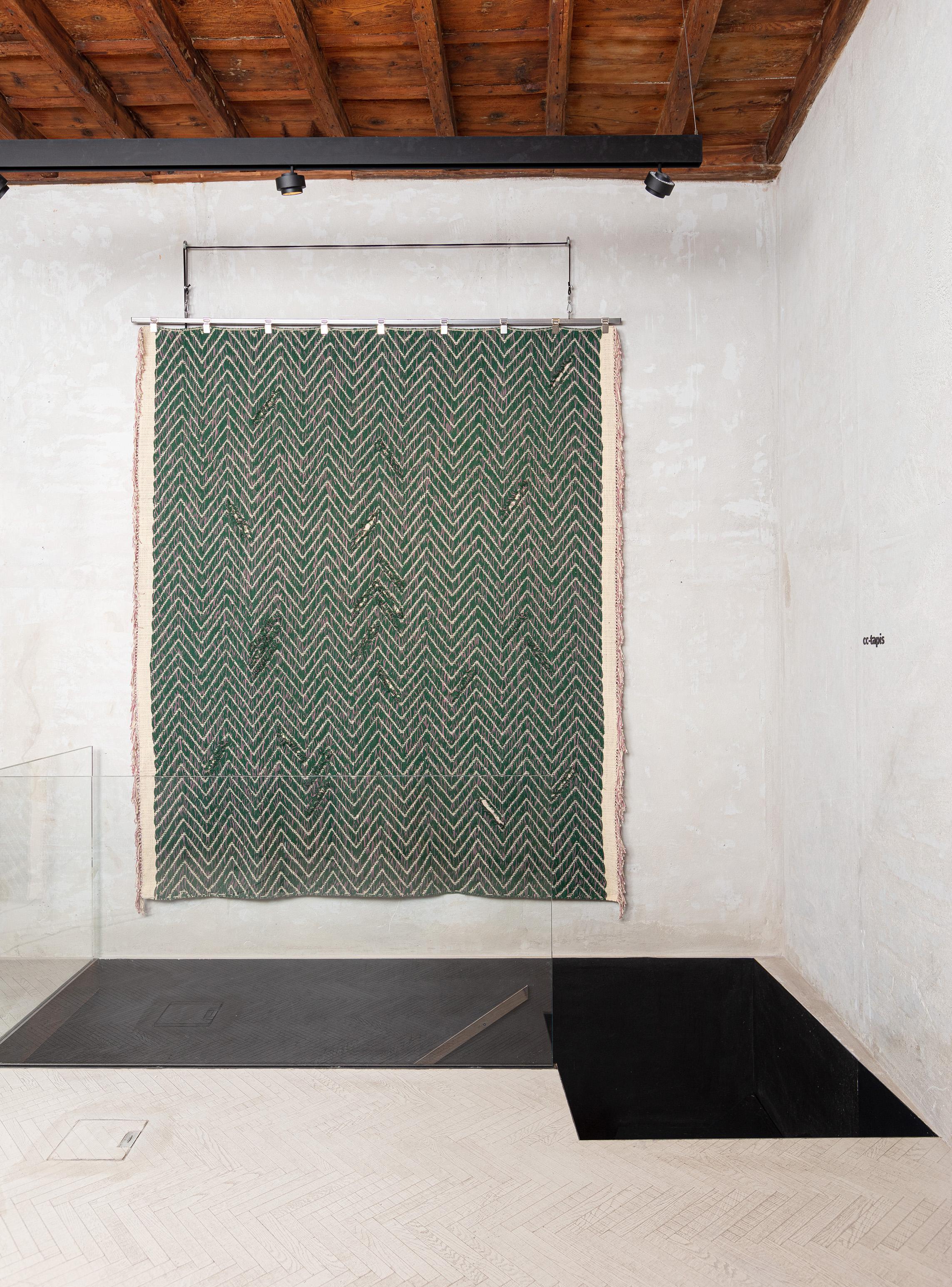 cc-tapis Alfombra Cultivate Chevron en Lana del Himalaya por Yuri Himuro - EN STOCK Nepalés en venta