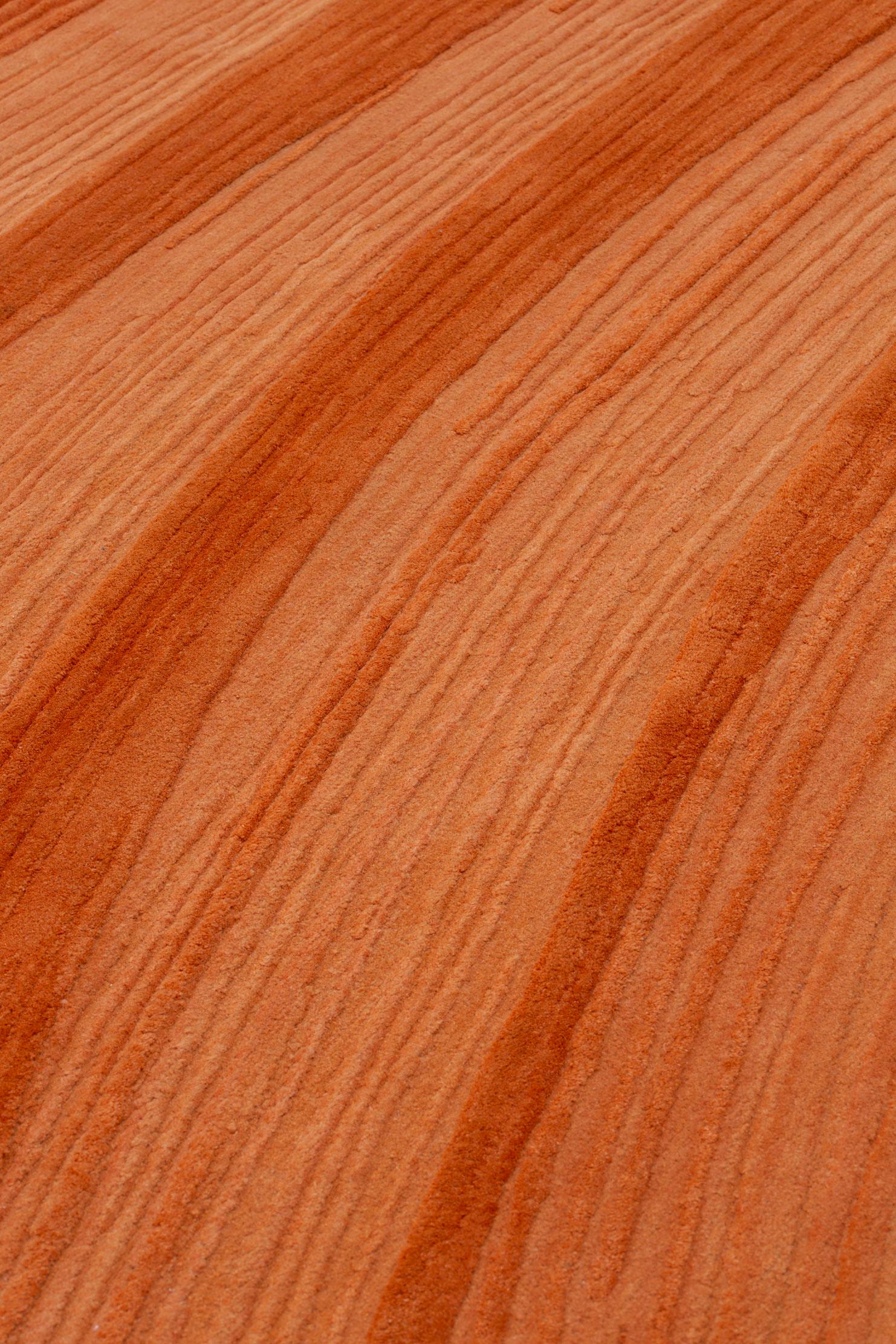 Gesture cc-tapis Stroke 1.0, handgefertigter orangefarbener Teppich aus Wolle von Sabine Marcelis (Moderne) im Angebot