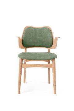 Gesture Chair Canvas White Oiled Oak Sage Green by Warm Nordic