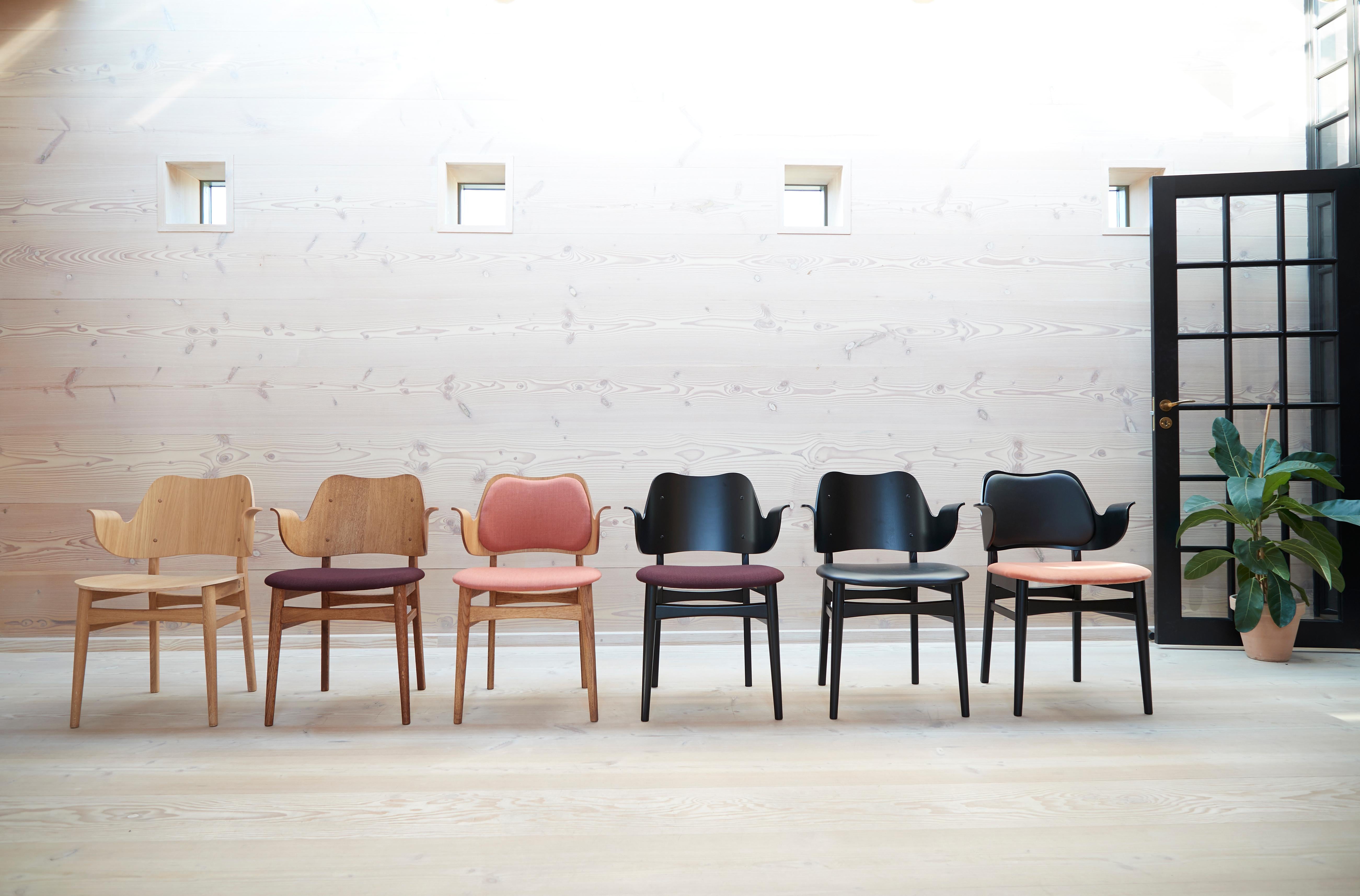 Sedia Gesture in Pure Wood, di Hans Olsen da Warm Nordic in vendita 7