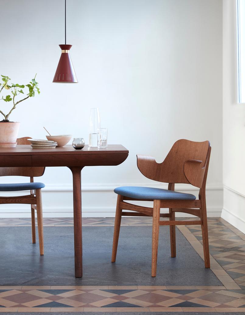 Gesture-Stuhl aus Teakholz, geöltes Eichenholz, schwarzes Leder, Cappuccino-Braun von Warm Nordic im Angebot 3
