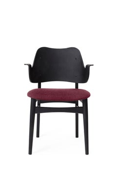Gesture Chair Vidar Black Beech Bordeaux by Warm Nordic