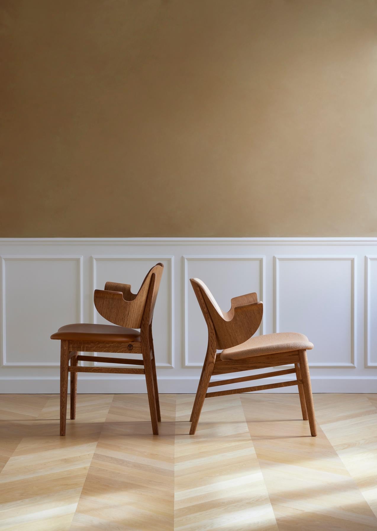 Danish Gesture Lounge Chair Silk Camel Oak by Warm Nordic