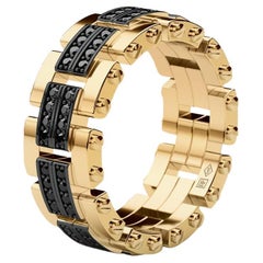 GETCHELL Ring aus 18 Karat Gelbgold mit 0,80 Karat schwarzen Diamanten – breite Version